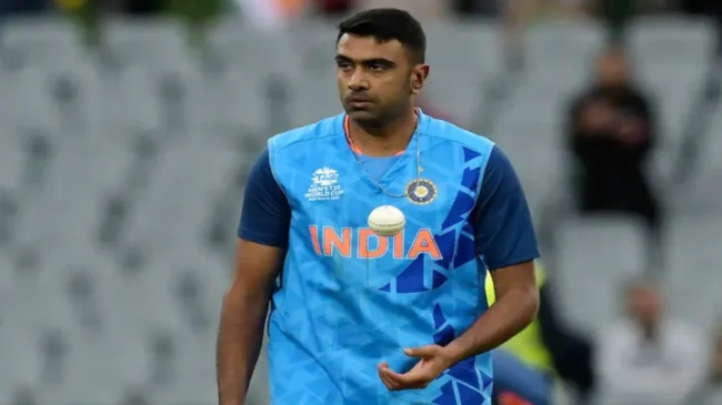 Players Of Team India: अश्विन ने टीम इंडिया के इन दो खिलाड़ियों पर लगाए गंभीर आरोप, टी20 वर्ल्ड कप की हार का फोड़ा ठीकरा!