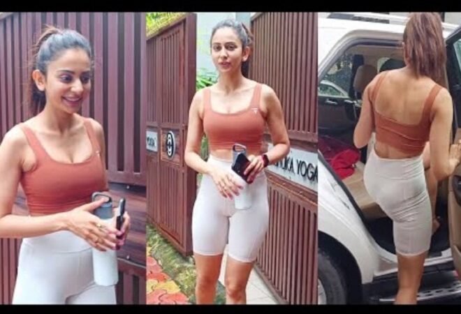 Rakul Preet Hot Look: एयरपोर्ट पर दिखा रकुल प्रीत सिंह का स्टाइलिश कैजुअल ट्रैवल लुक, वीडियो हुआ वायरल