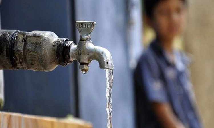 Contaminat Water Suppli to Homes: घरों में कई दिनों से सप्लाई हो रहा दूषित पेयजल, विभाग नहीं कर रहा कोई सुनवाई