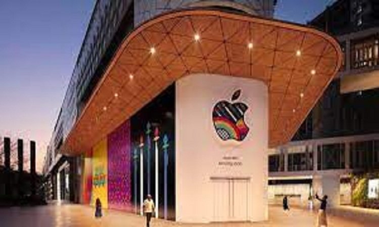 Delhi Apple Store Opening