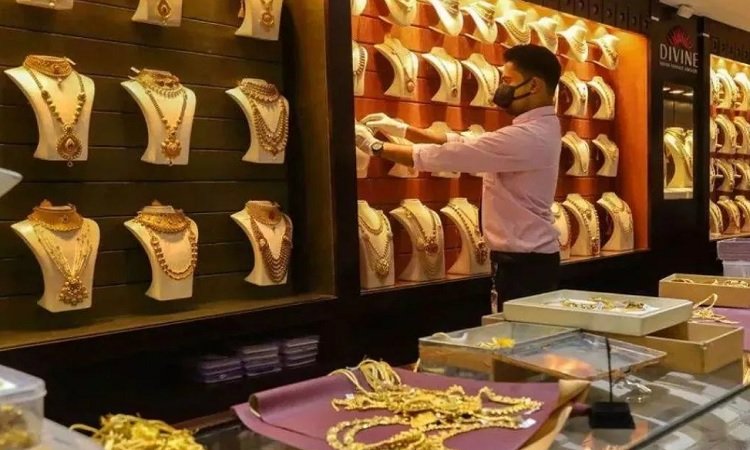 Goons Looted Jewel Shop