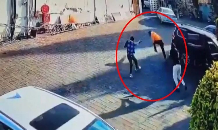 Sonipat Dhaba Firing: मुरथल में ढाबे पर युवक को गोली मारकर फ़िल्मी स्टाइल में किया मर्डर, देखें वीडियो