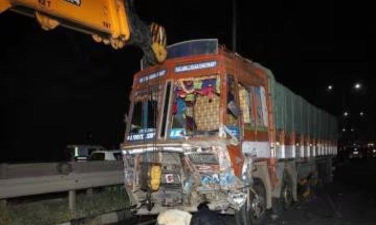 Truck Driver Thrown off Flyover
